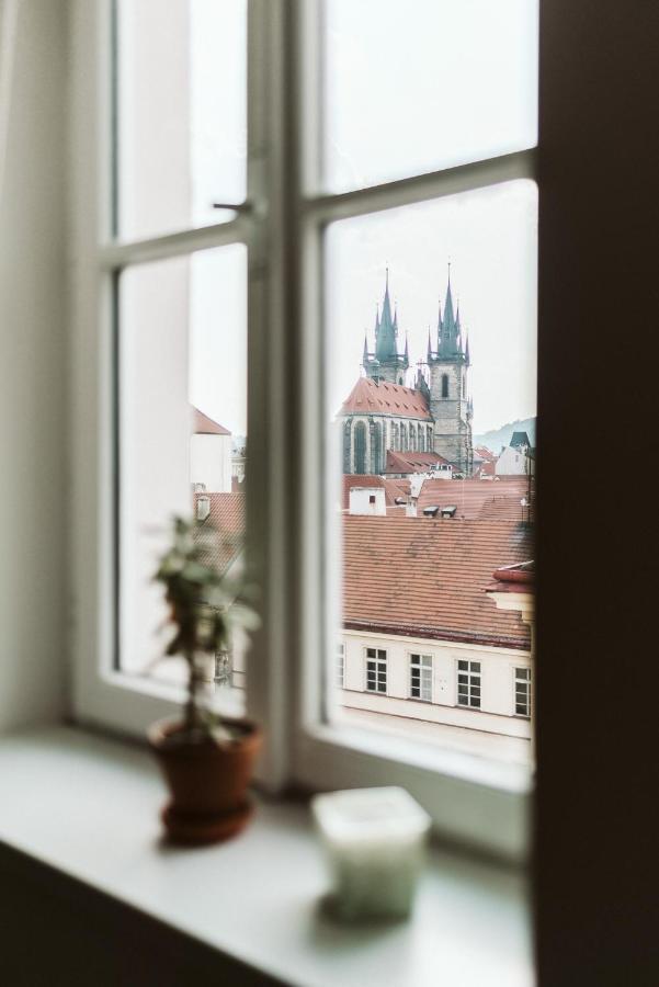 Lil Apartment With Tyn Cathedral View, Parking & Ac Prag Eksteriør billede